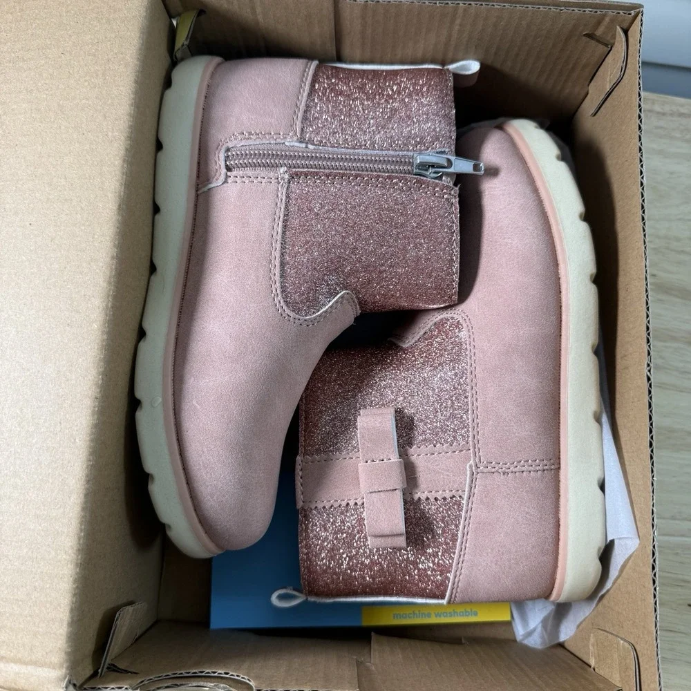 Munchkin Stride Rite Little Girl's Size 12M Avalon Pink Glitter Side-Zip Boots‎